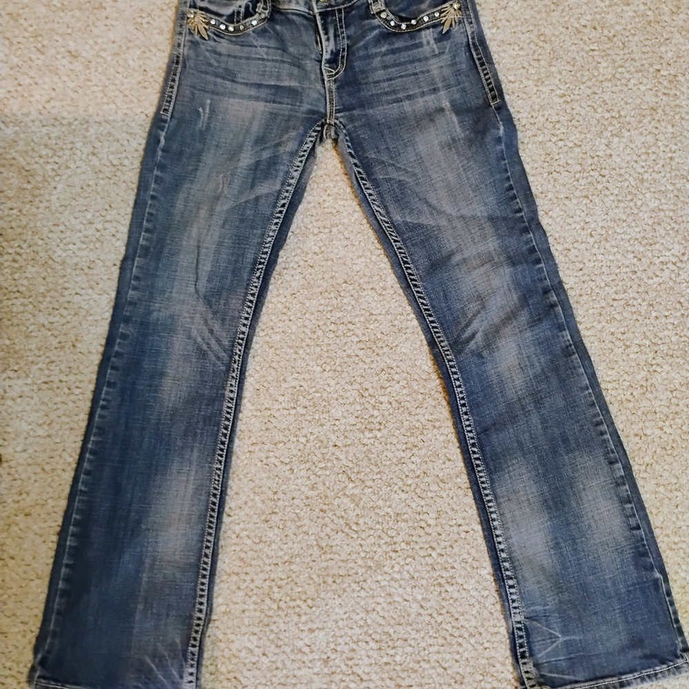 L.A. Idol Flare Jeans in Distressed Blue
